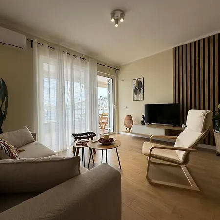 Gorgeous Seaside #1 Apartman *